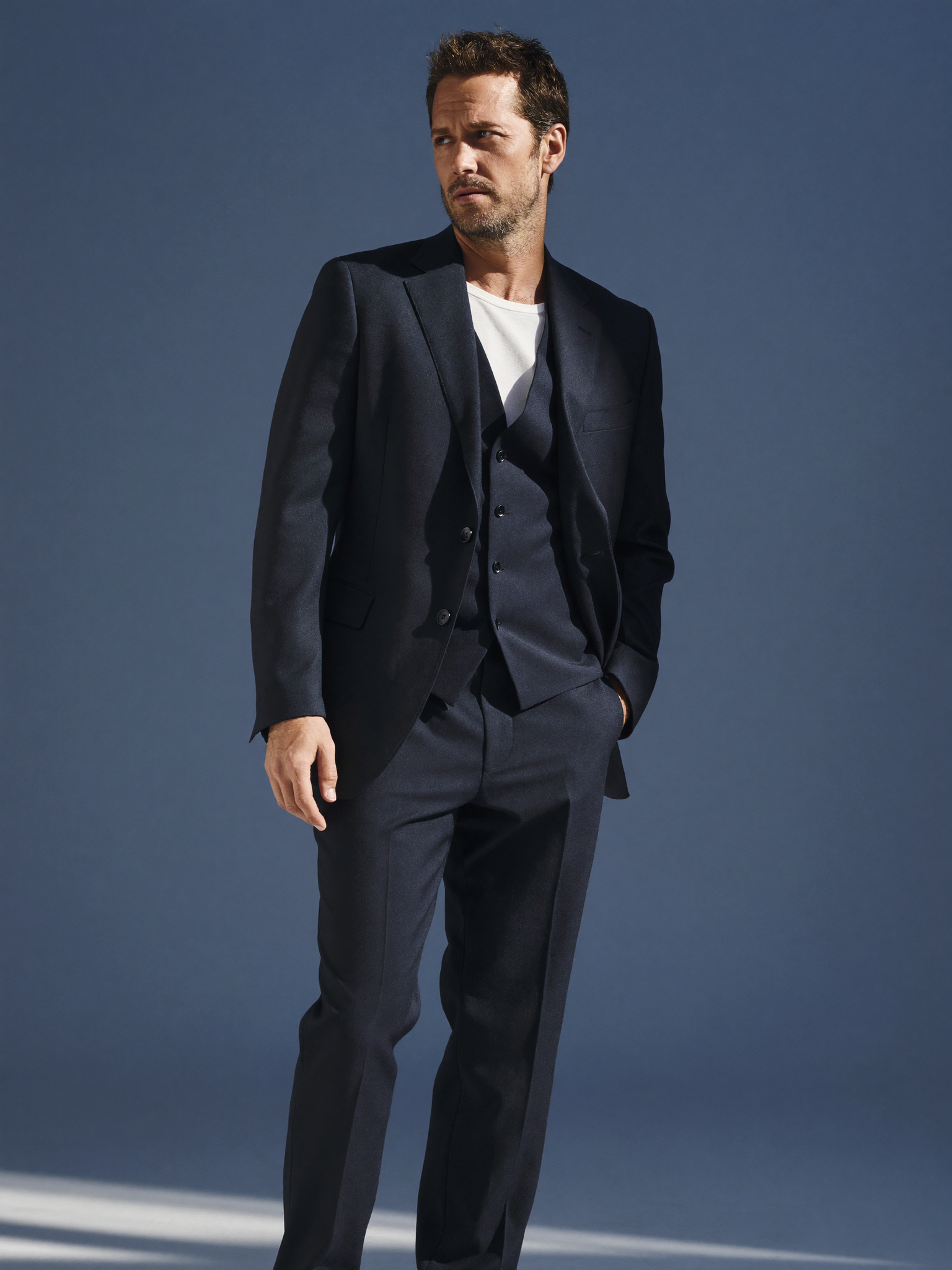 Suit men