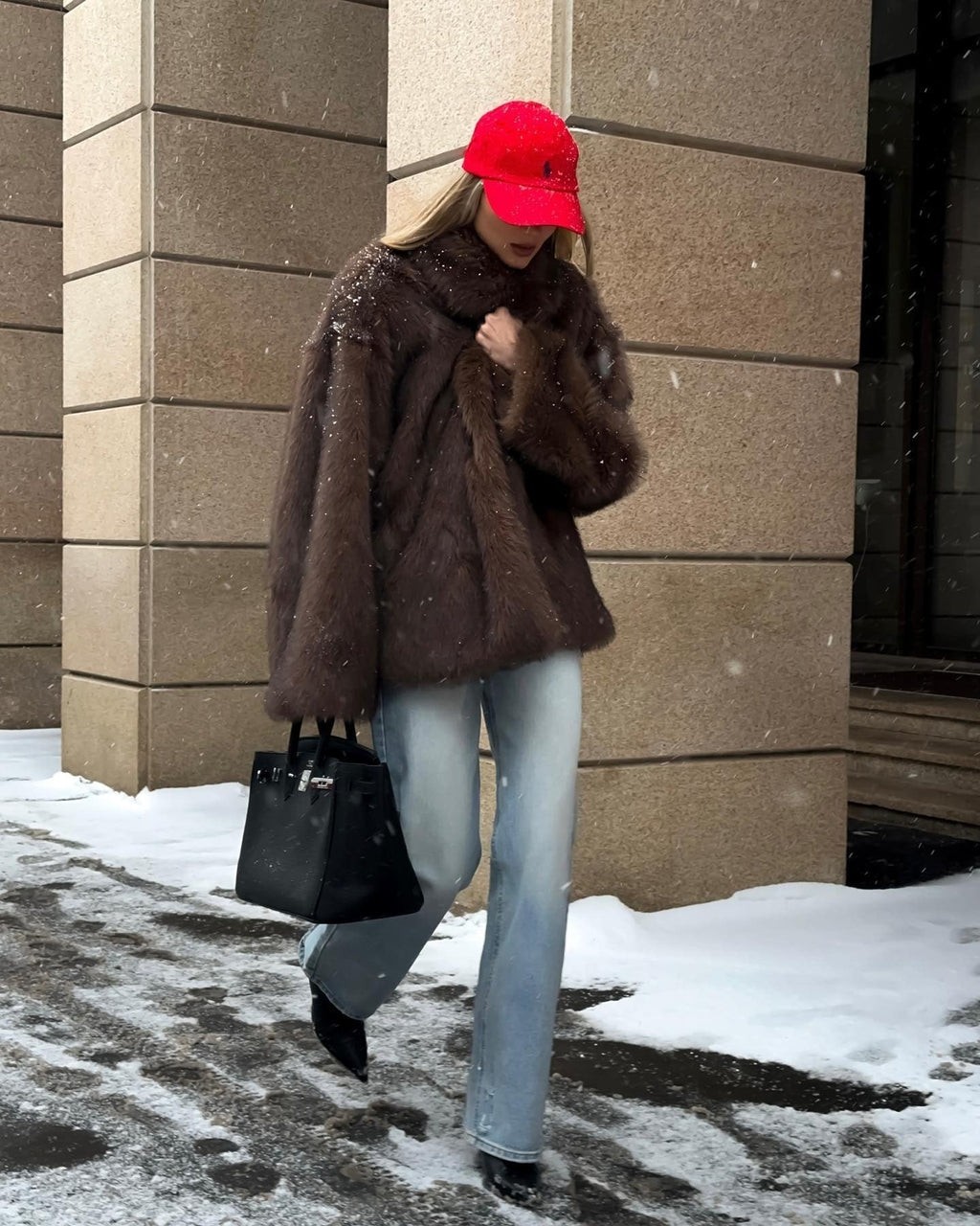 Oversized faux fur jacket for women with a cosy texture - J&B; - 2 - London-stylehouse.com