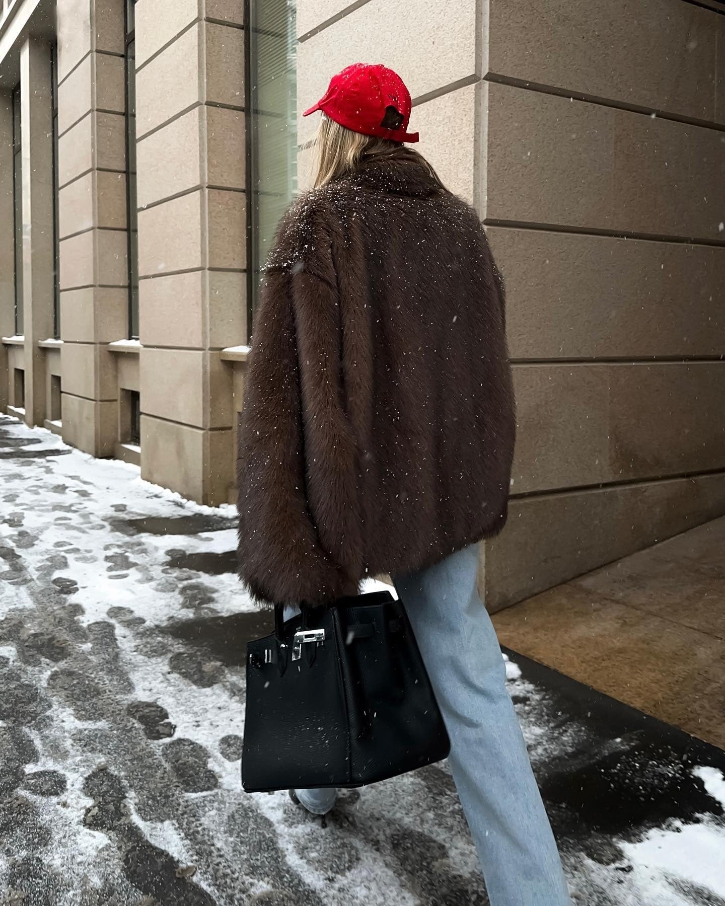 Oversized faux fur jacket for women with a cosy texture - J&B; - 3 - London-stylehouse.com