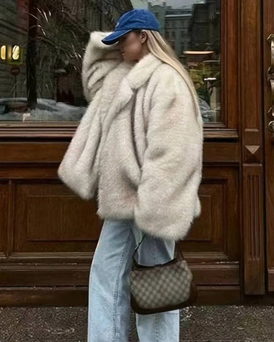 Oversized faux fur jacket for women with a cosy texture - J&B; - 5 - London-stylehouse.com
