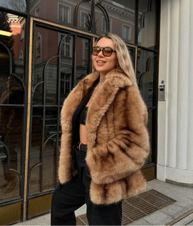 Women’s faux fur jacket with an open silhouette and a fluffy texture - J&B; - 4 - London-stylehouse.com