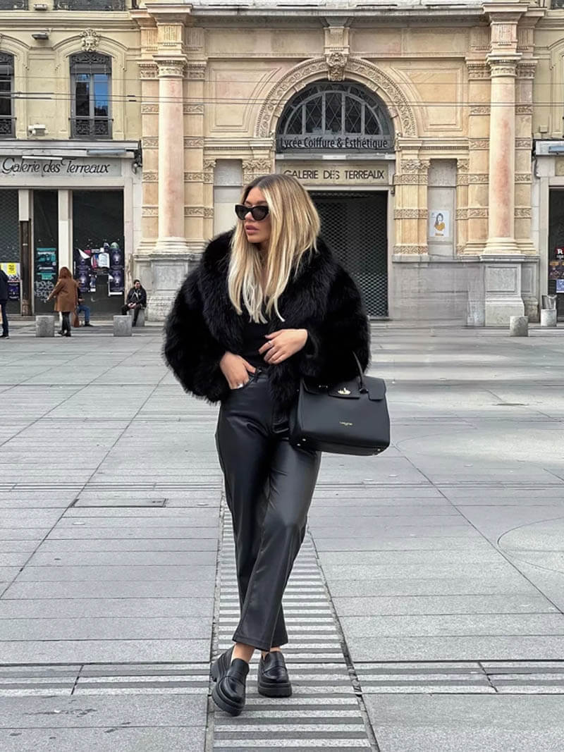 Women’s cropped faux fur jacket with an oversized collar - J&B; - 8 - London-stylehouse.com