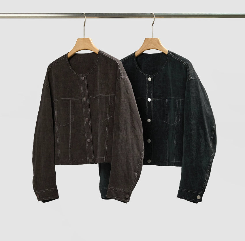 Short women’s jacket with a relaxed fit and front pockets - J&B; - 7 - London-stylehouse.com