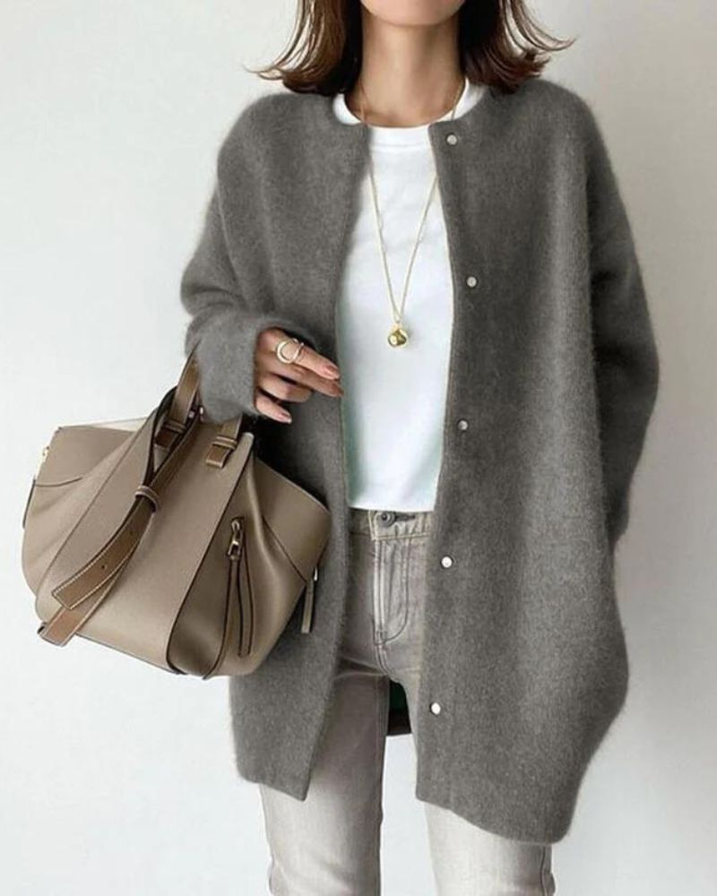 Chic Button-Down Women's Cardigan with Relaxed Fit - J&B - 5 - London-stylehouse.com