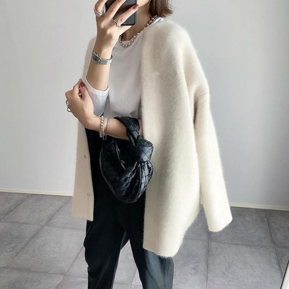 Chic Button-Down Women's Cardigan with Relaxed Fit - J&B - 6 - London-stylehouse.com