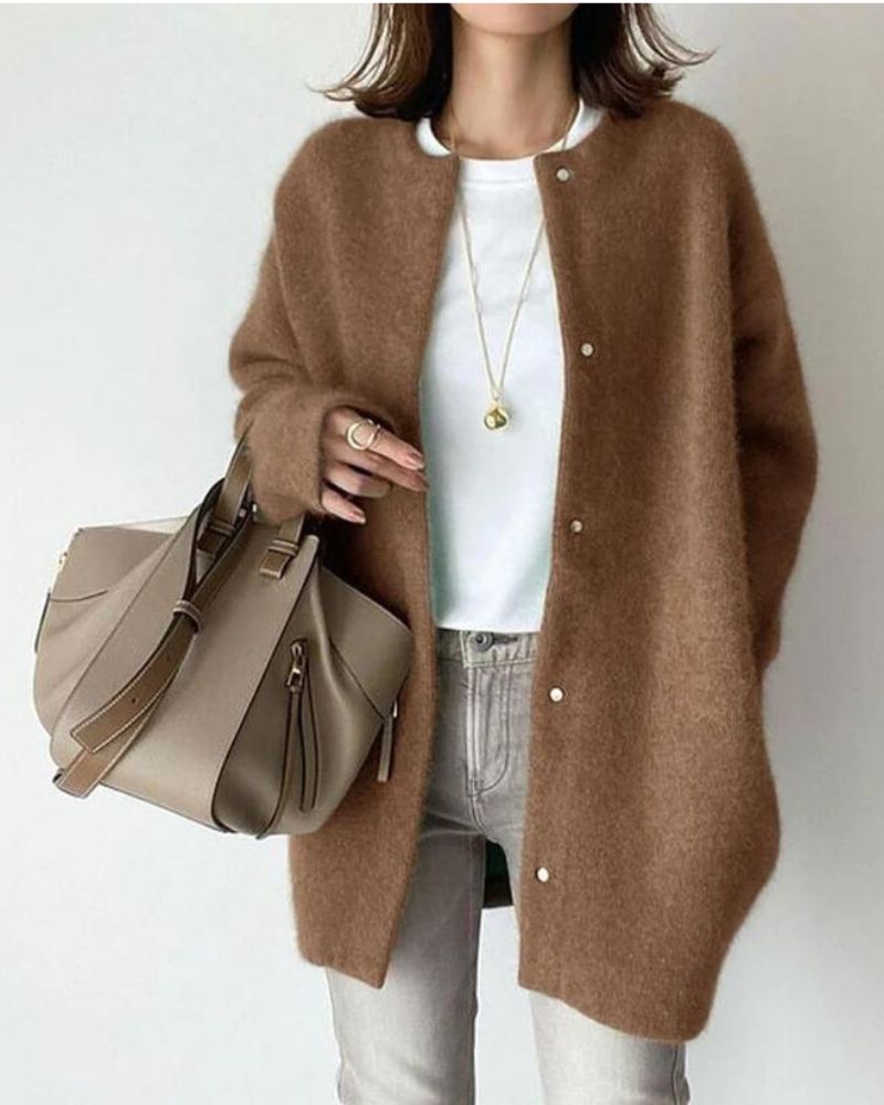 Chic Button-Down Women's Cardigan with Relaxed Fit - J&B - 9 - London-stylehouse.com