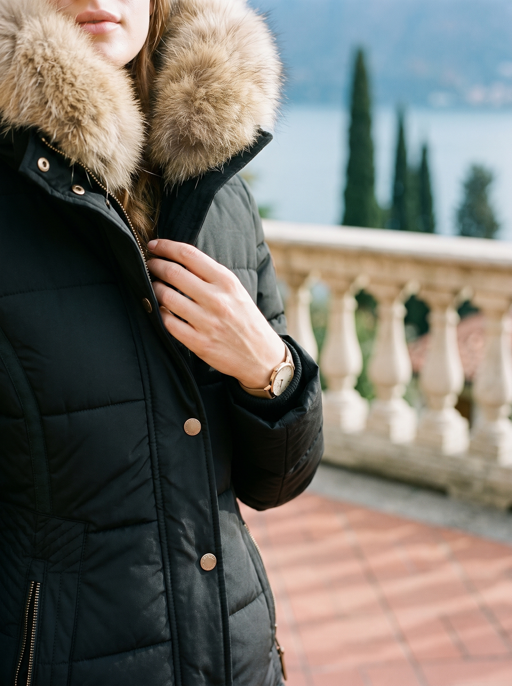 Ladies' fitted quilted jacket with removable faux fur hood - J&B - 4 - London-stylehouse.com