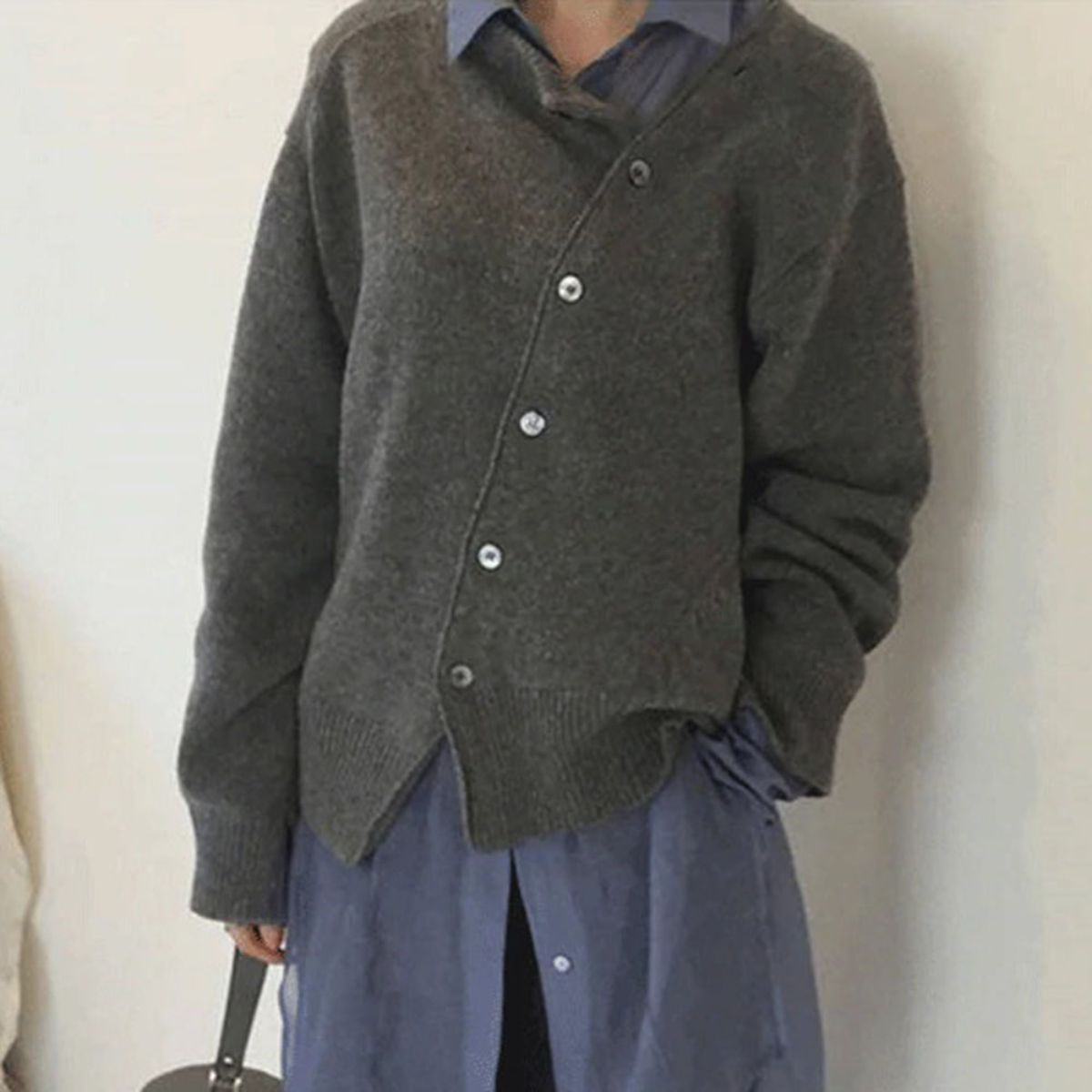 Relaxed-fit women’s knitted jumper with button detail - J&B - 2 - London-stylehouse.com