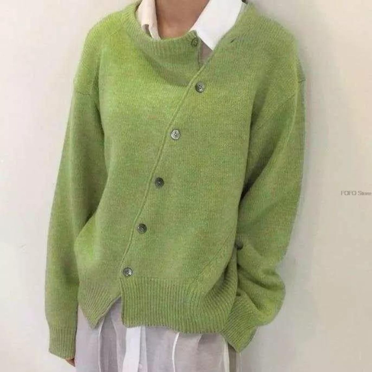 Relaxed-fit women’s knitted jumper with button detail - J&B - 3 - London-stylehouse.com
