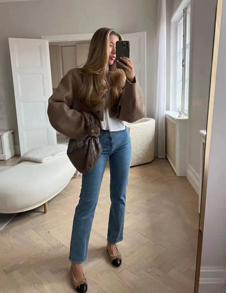 Short women’s blazer with a button placket and a relaxed fit - J&B; - 3 - London-stylehouse.com