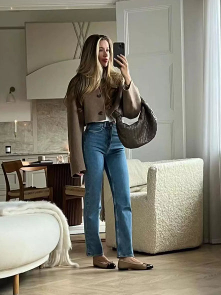 Short women’s blazer with a button placket and a relaxed fit - J&B; - 4 - London-stylehouse.com