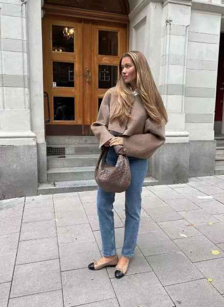 Short women’s blazer with a button placket and a relaxed fit - J&B; - 5 - London-stylehouse.com