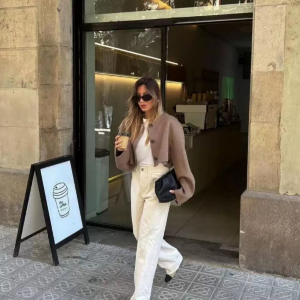 Short women’s blazer with a button placket and a relaxed fit - J&B; - 6 - London-stylehouse.com