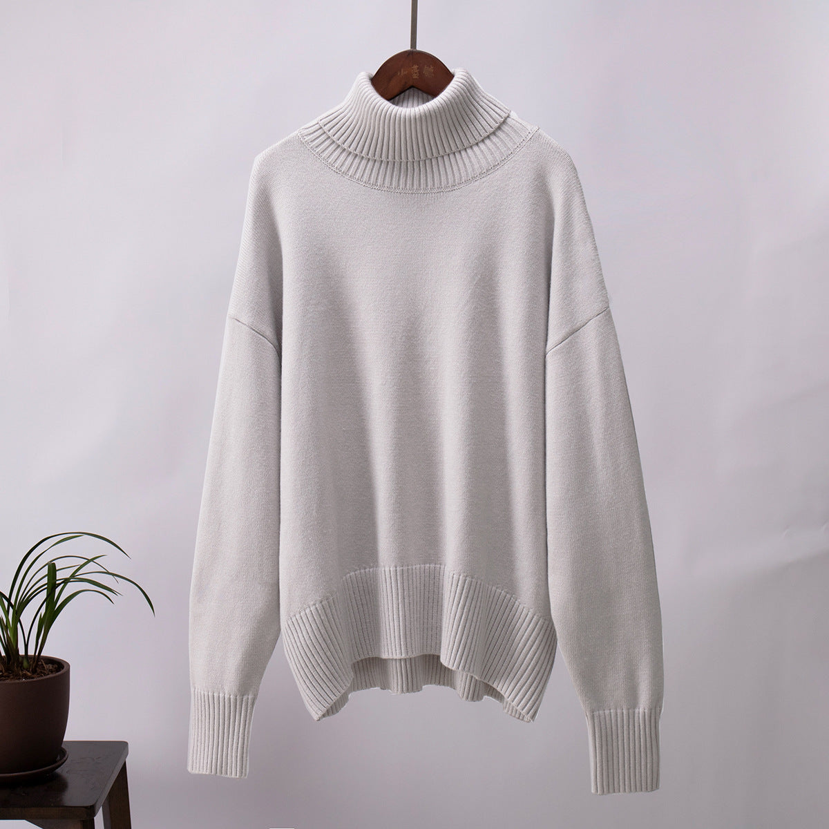 Women’s loose-fit jumper with a roll neck and long sleeves - J&B; - 4 - London-stylehouse.com