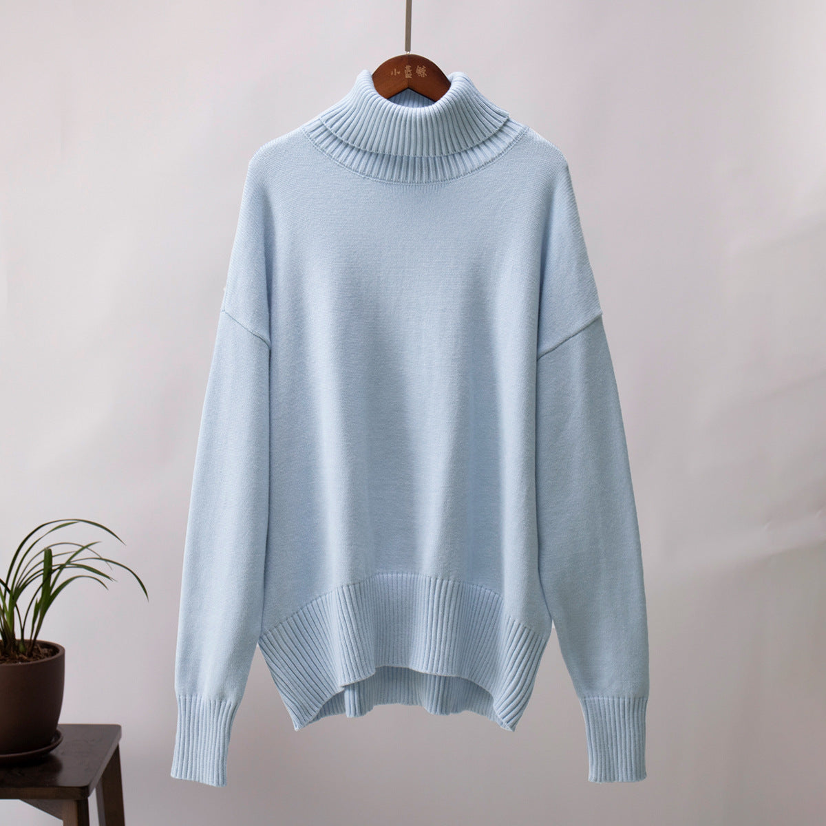 Women’s loose-fit jumper with a roll neck and long sleeves - J&B; - 9 - London-stylehouse.com