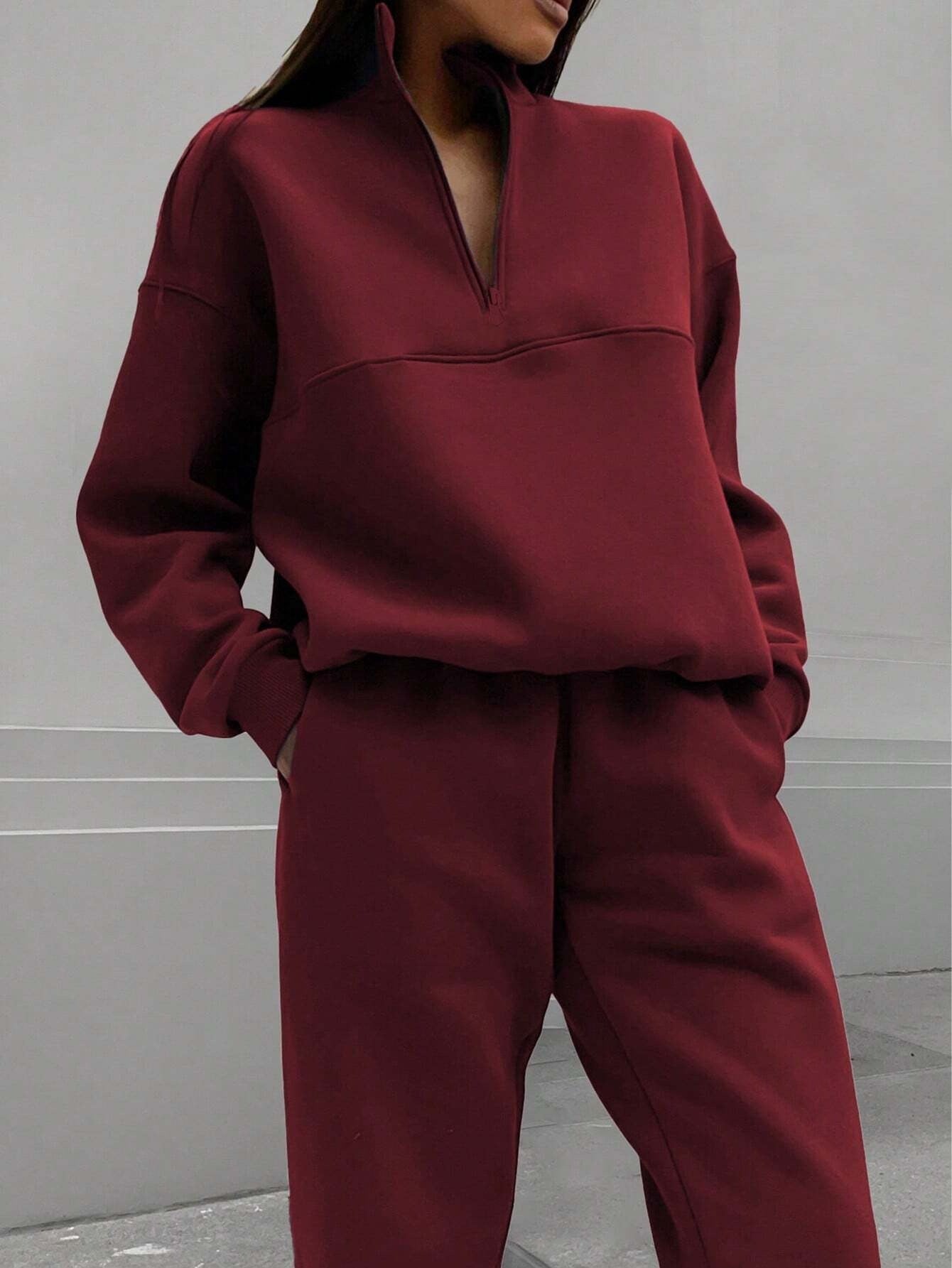 Two-piece women’s set with a zip and an oversized fit - J&B; - 1 - London-stylehouse.com