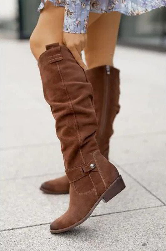 Knee-high flat women’s boots with a side zip and a comfortable sole - J&B; - 3 - London-stylehouse.com