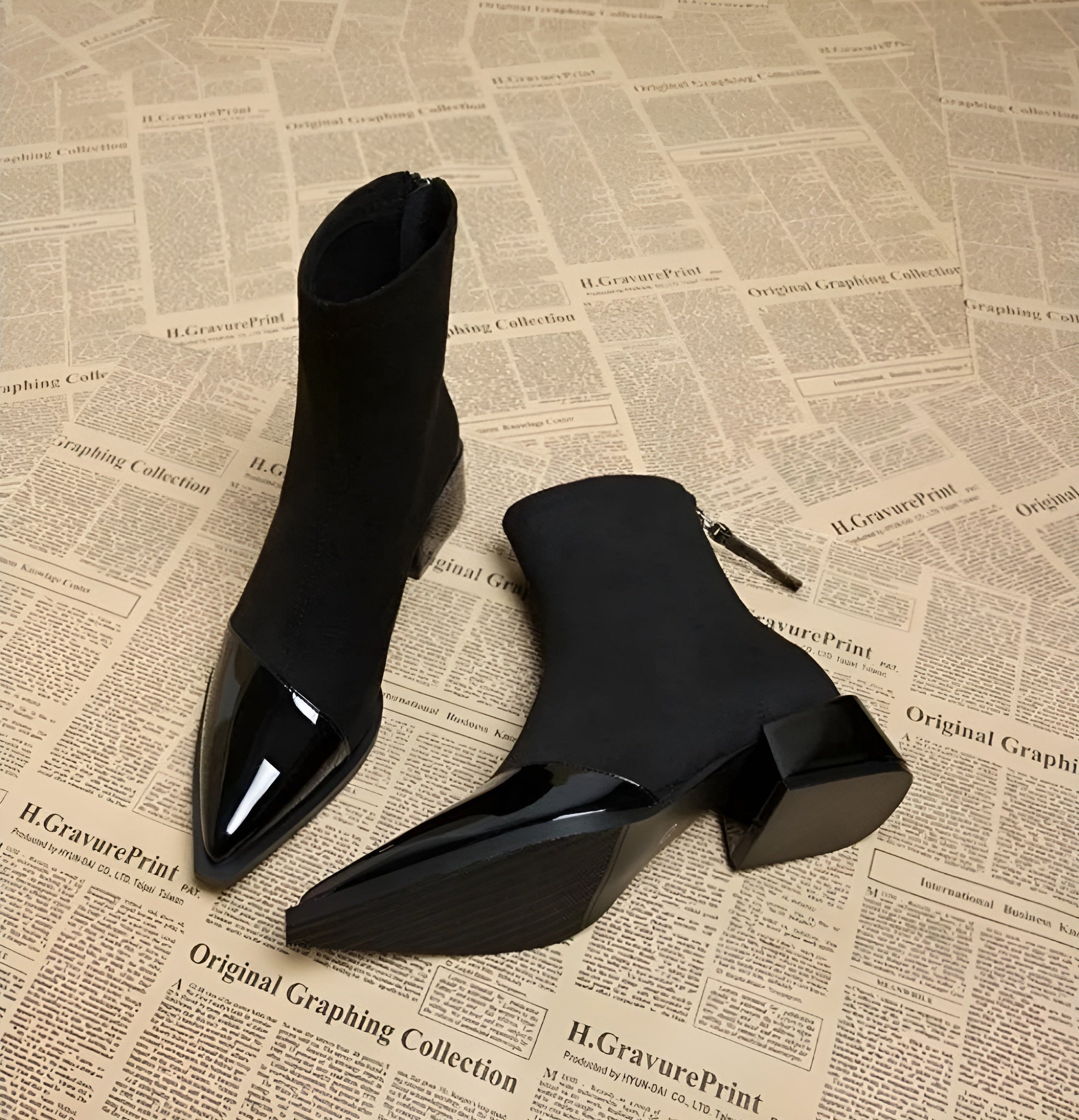Women’s ankle boots with a block heel and a shiny toe - J&B; - 6 - London-stylehouse.com