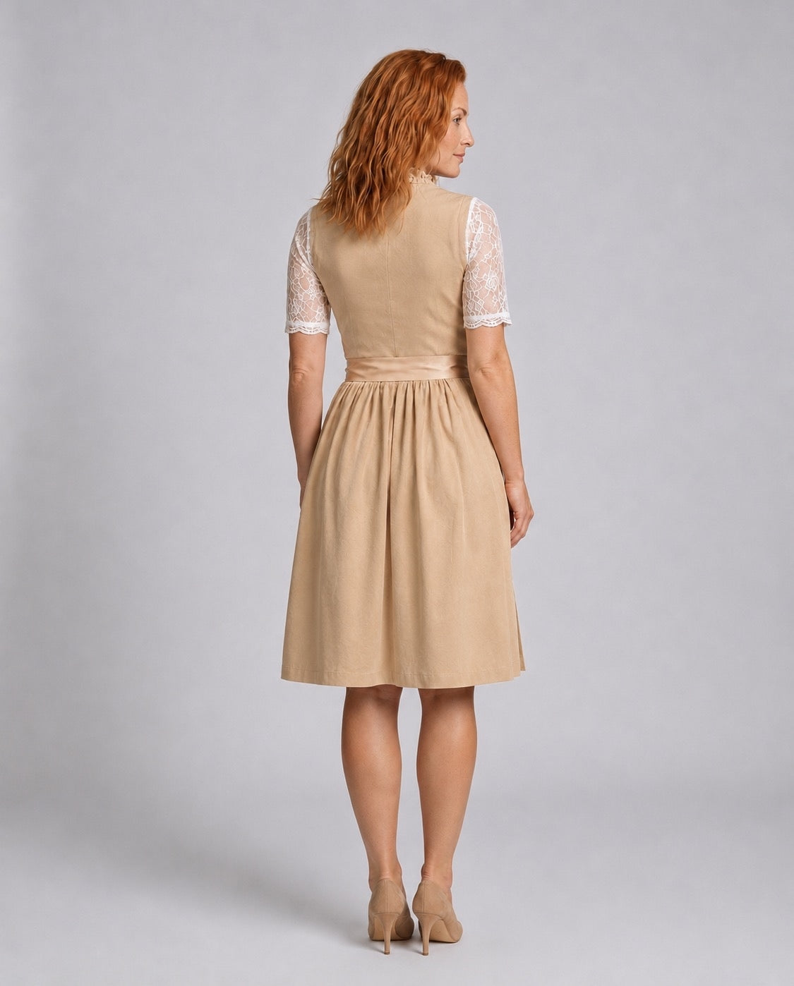Women’s dirndls with lace blouses and floral details - J&B; - 2 - London-stylehouse.com