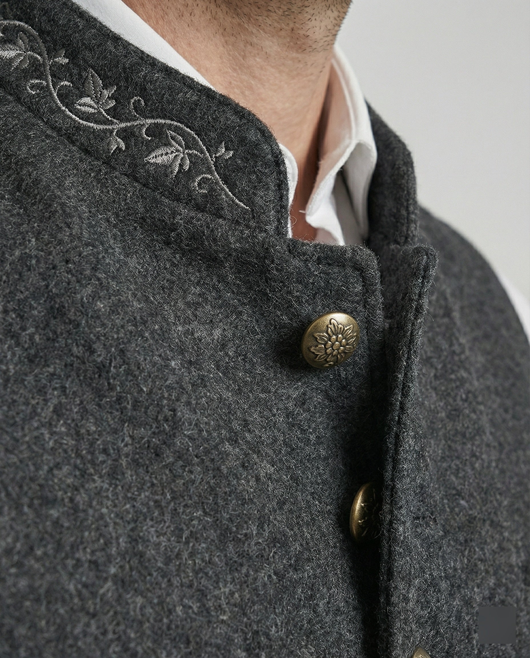 Traditional-style men’s waistcoat with a fitted cut - J&B; - 5 - London-stylehouse.com