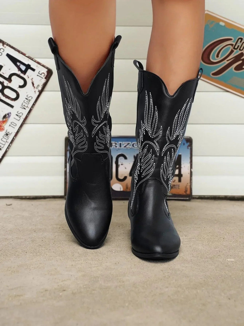 Women’s cowboy boots with block heels and stylish embroidery - J&B; - 6 - London-stylehouse.com