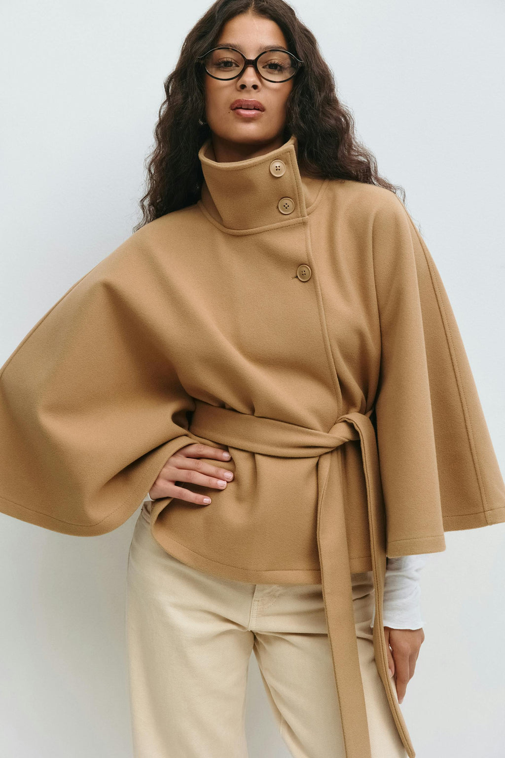 Women’s loose-fitting cape coat with a high collar and belt - J&B; - 8 - London-stylehouse.com