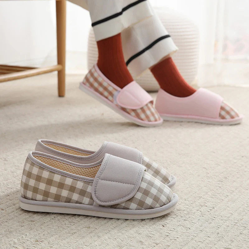 Verstellbare Hausschuhe für Damen mit Diabetes - Gemütliches Karomuster - J&B - 3 - Annoboutique