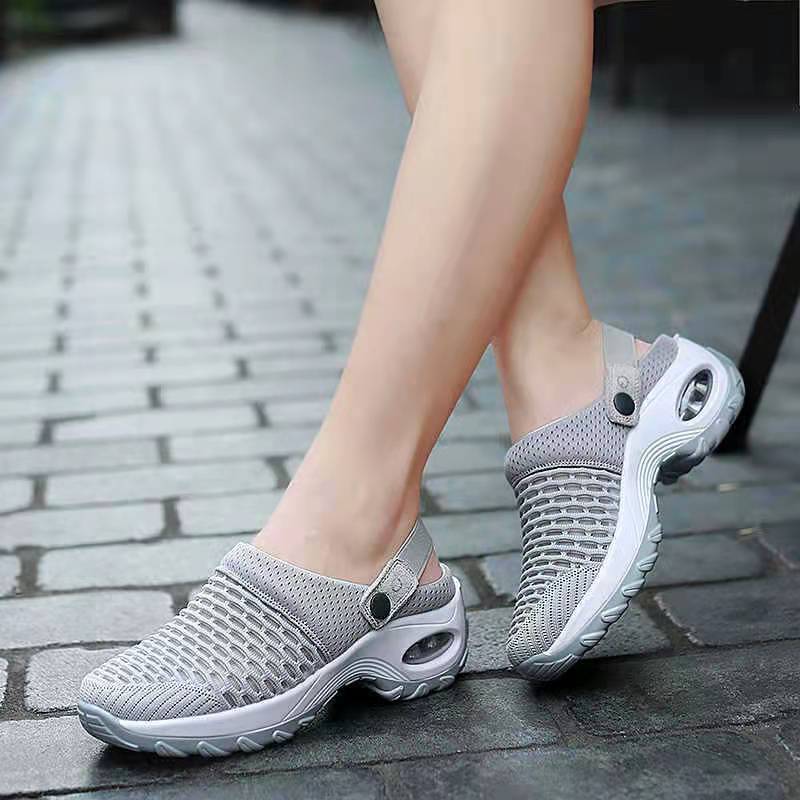 Bequeme Slipper für Damen mit Diabetes - Breiter Schnitt & Anpassbarer Verschluss - J&B - 4 - Annoboutique