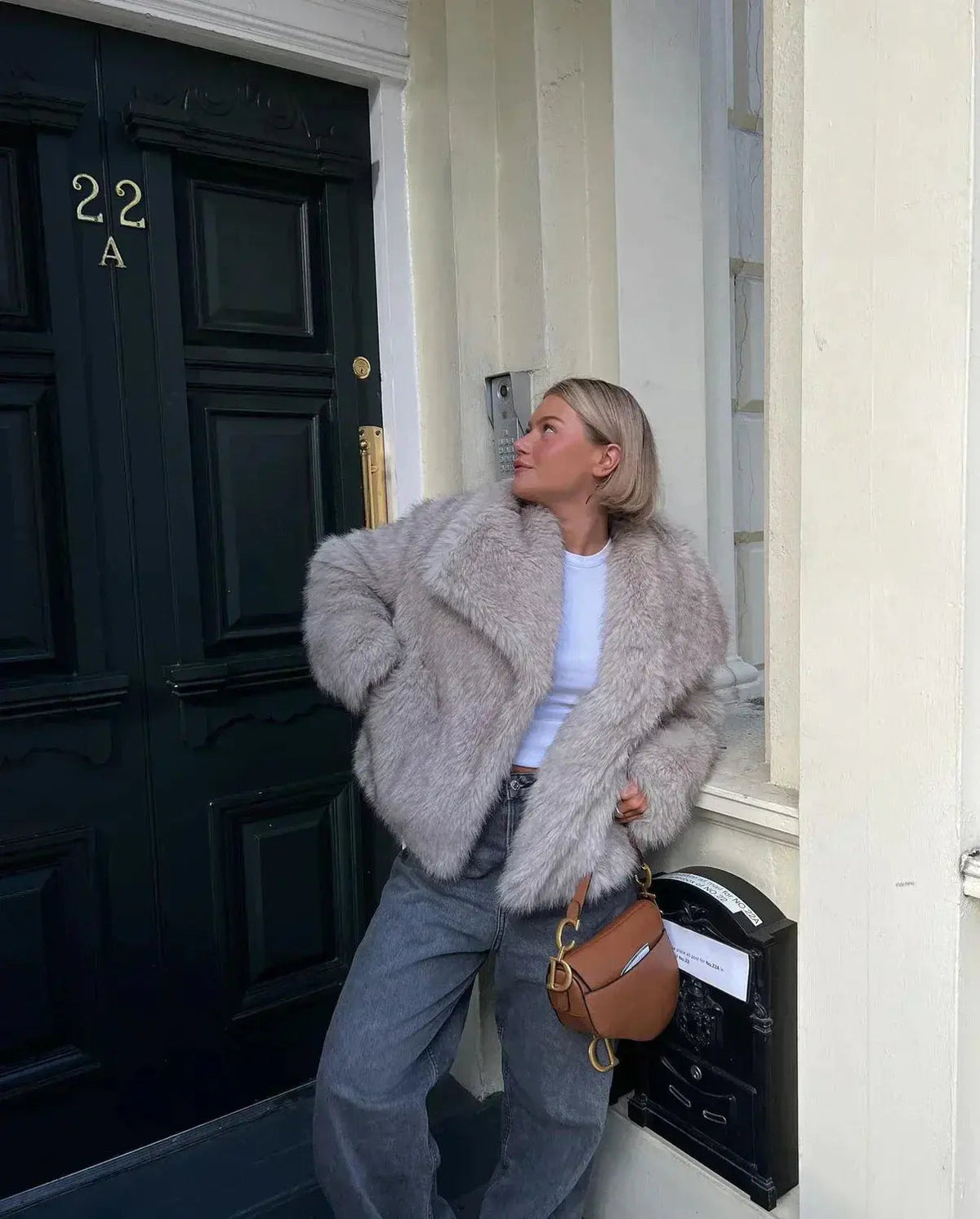 Faux Fur Jacket Women's Oversized Fit with Wide Collar | L&S - 3 - London-stylehouse.com