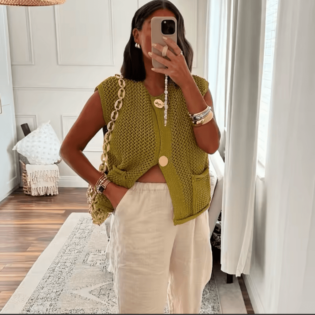Vest Women's Knitted Design with Button Detail | L&S - 3 - London-stylehouse.com