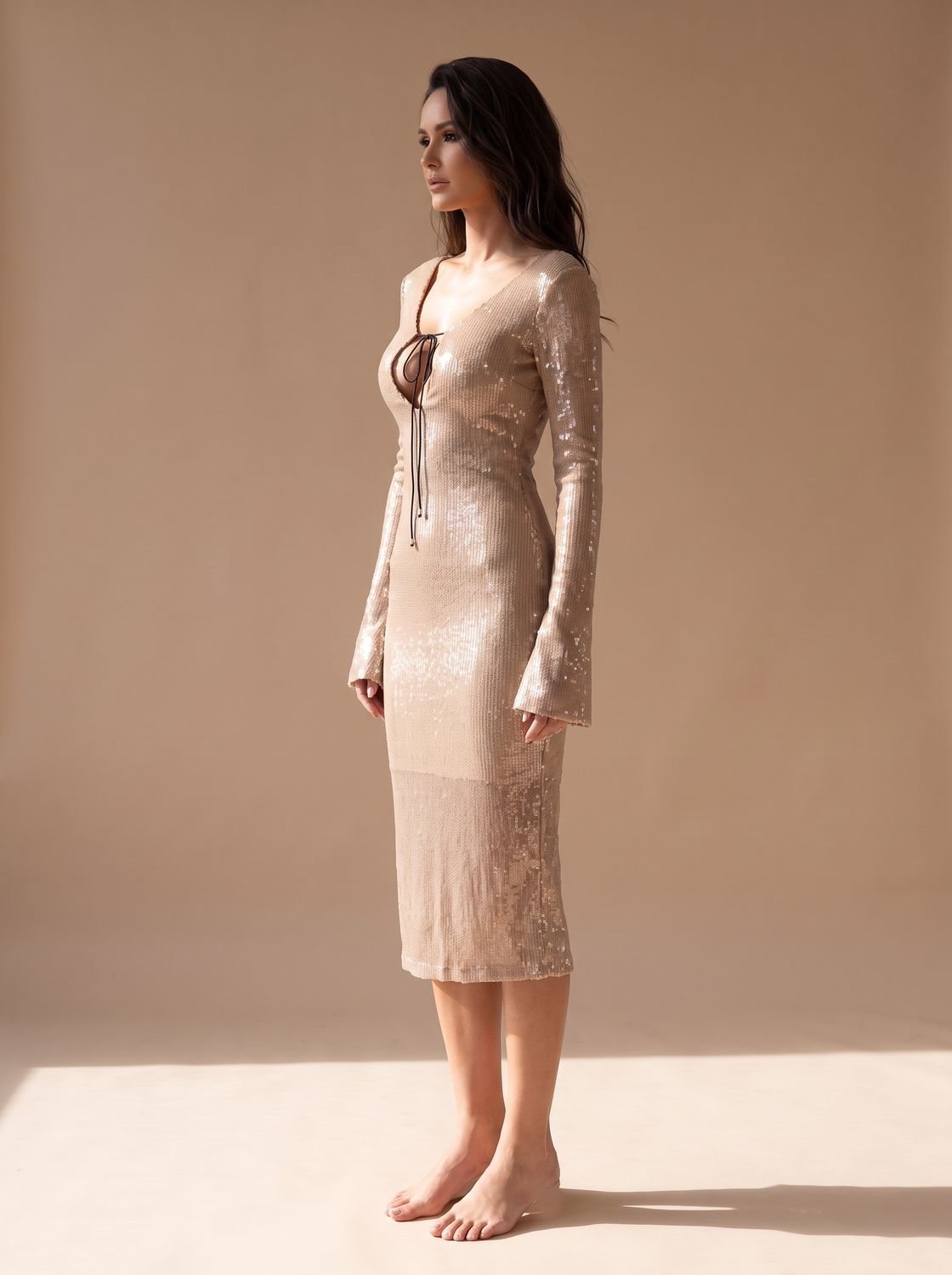 Women's Midi Dress with V-Neck and Flared Sleeves | L&S - 7 - London-stylehouse.com