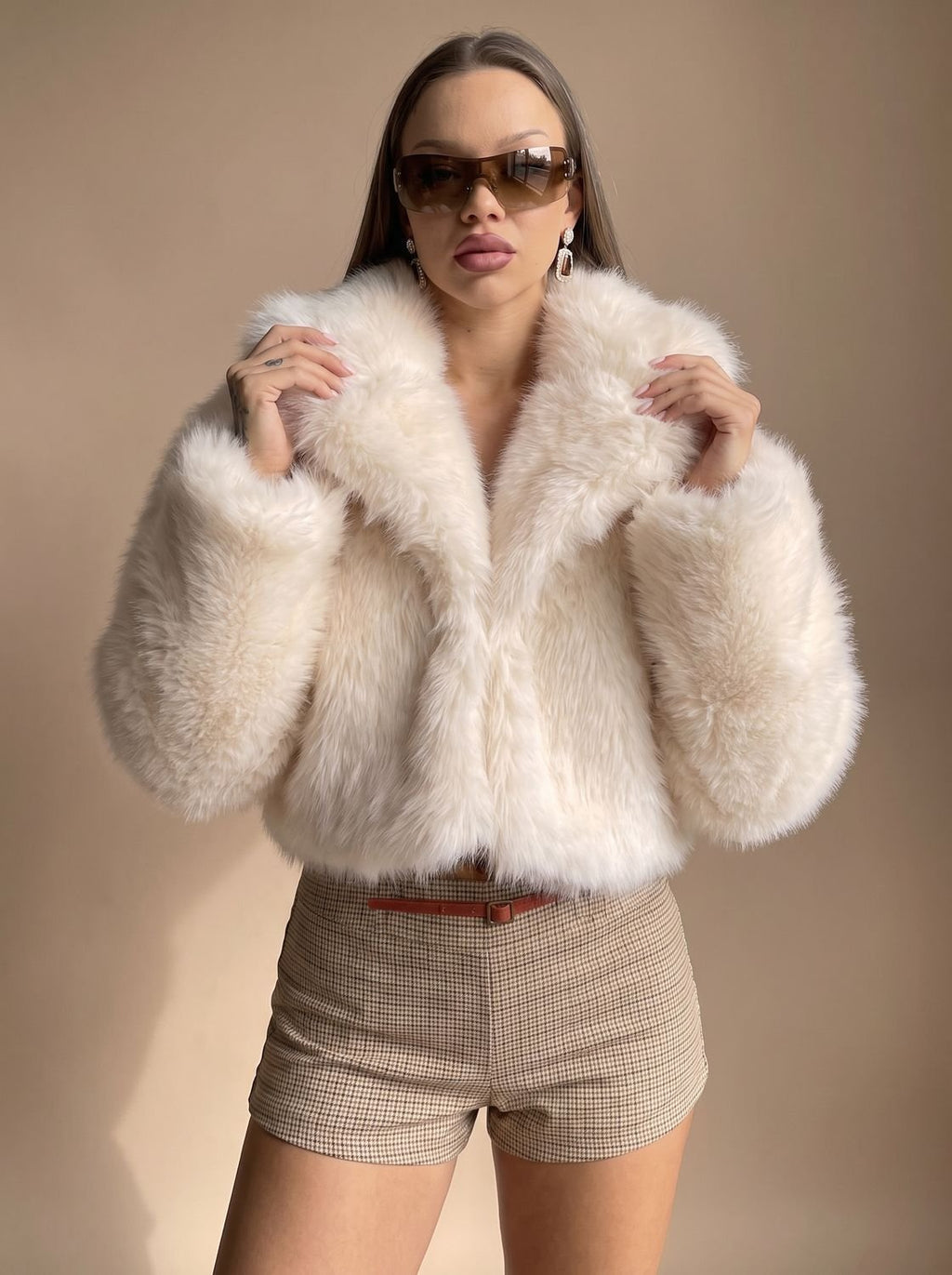 Faux Fur Coat Women's Cropped Style with Puffed Sleeves - 5 - London-stylehouse.com