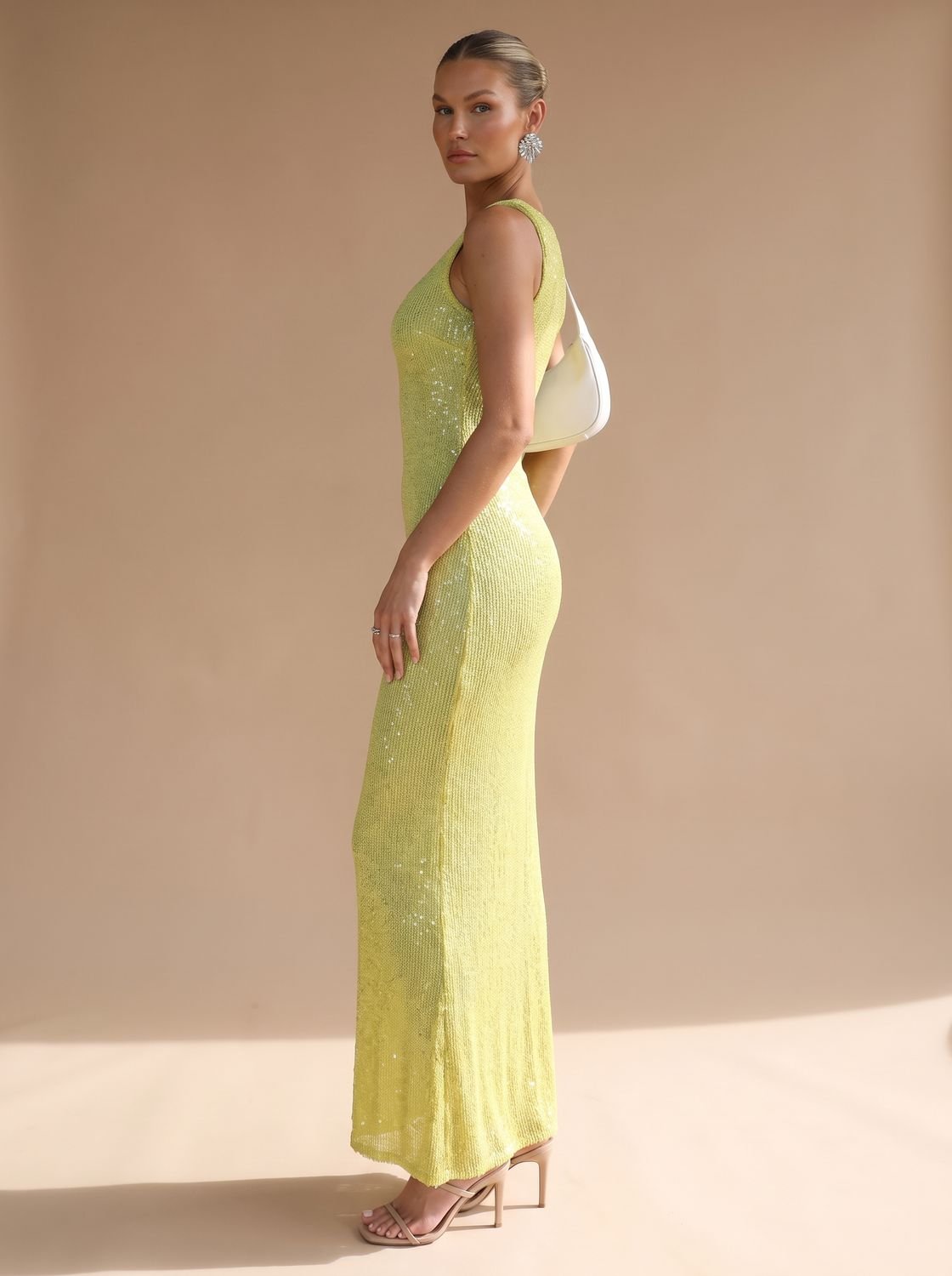 Maxi Dress for Women with Scoop Neck and Fitted Silhouette - Elegant Sparkle - 7 - London-stylehouse.com