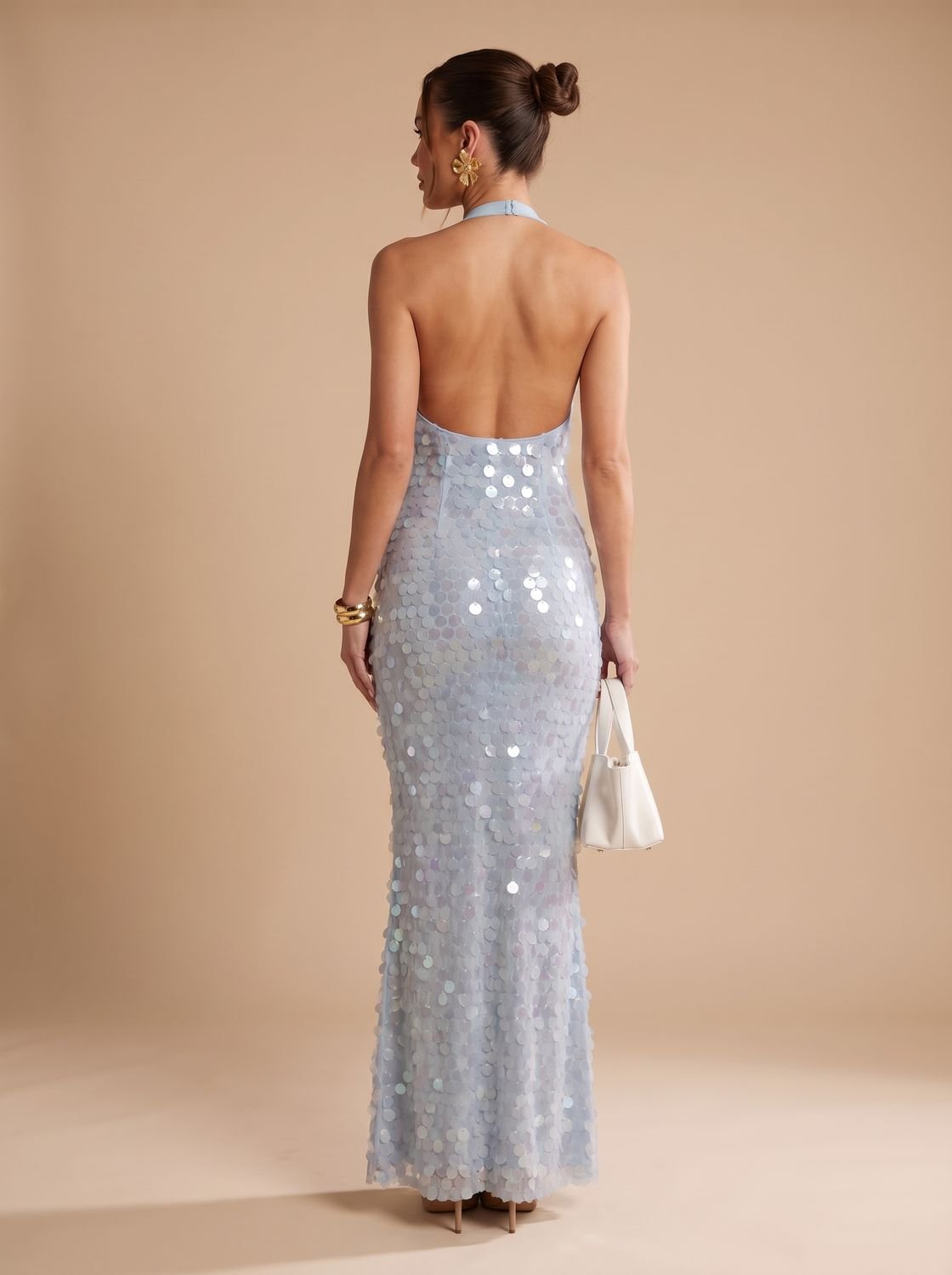 Women's Maxi Dress with Halter Neckline and Shimmering Accents - 3 - London-stylehouse.com