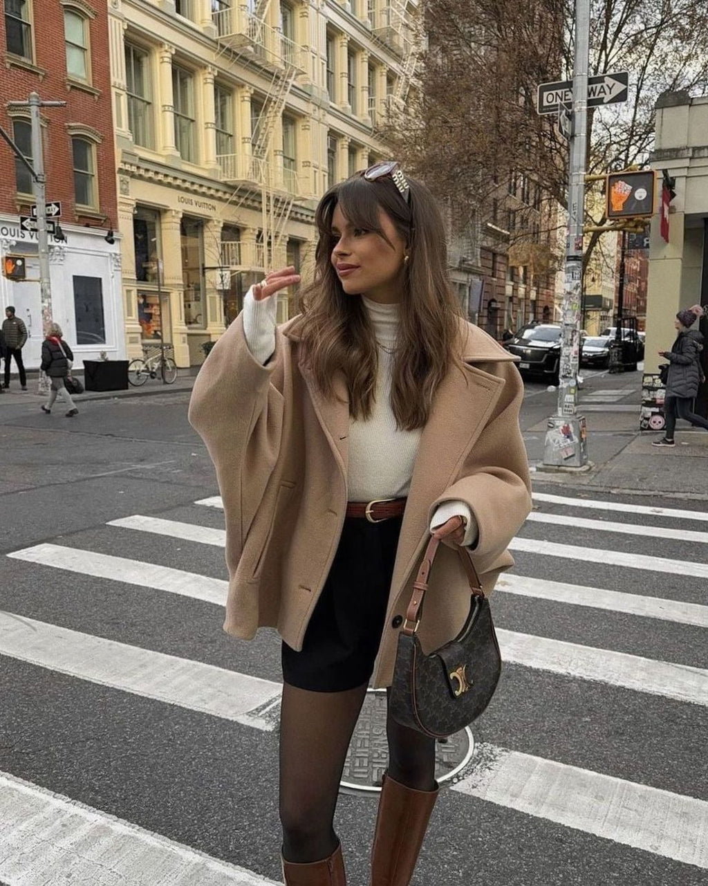 Women's Oversized Coat with Stylish Button Fastening - 2 - London-stylehouse.com