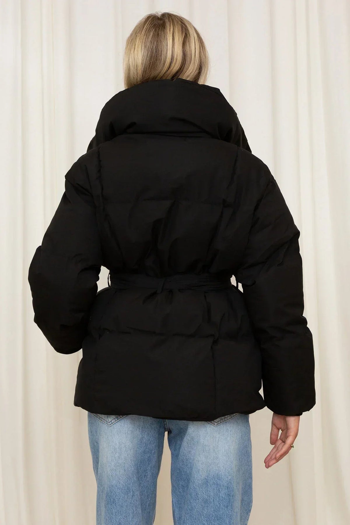 Women's Oversized Jacket with Statement Collar and Adjustable Belt - 6 - London-stylehouse.com