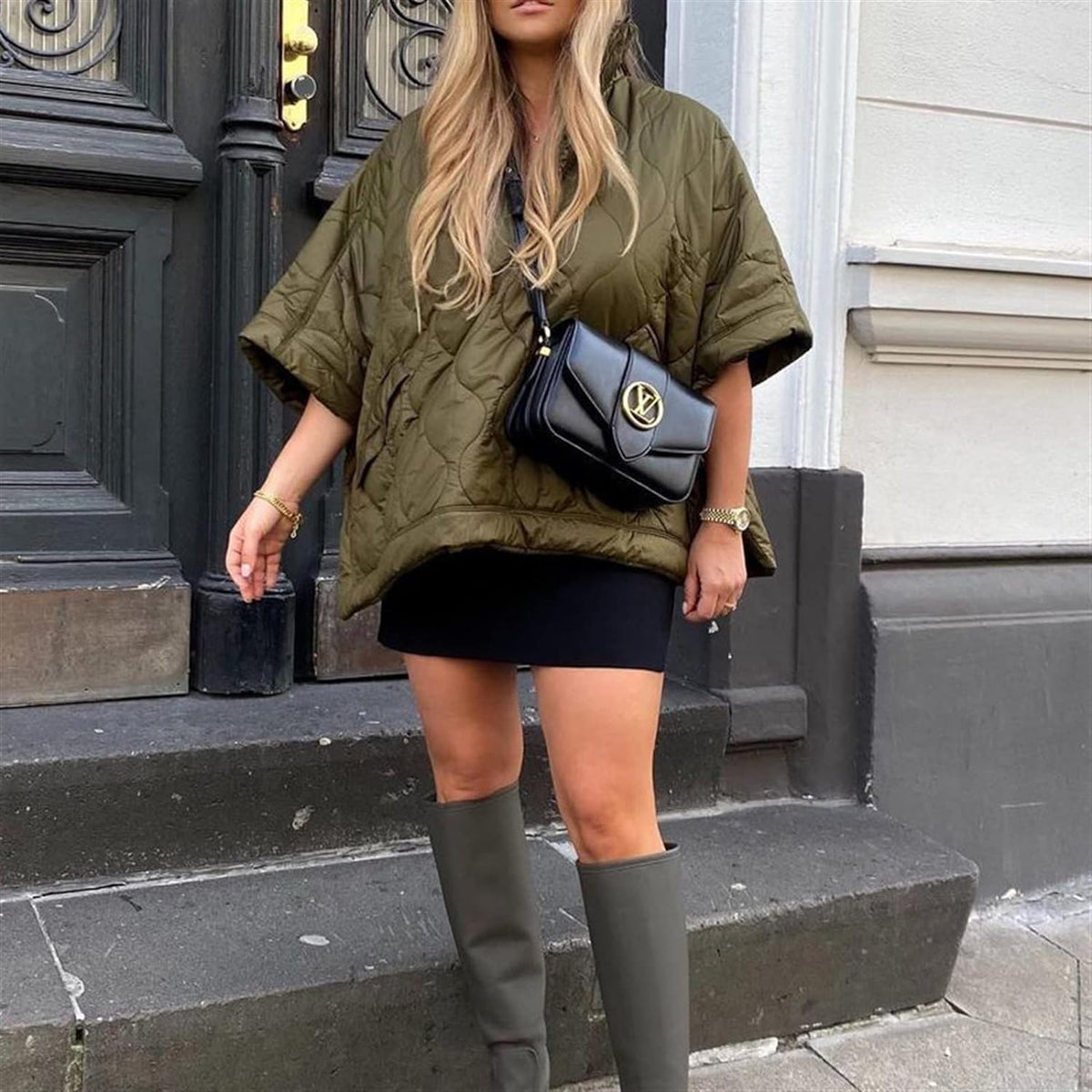 Women's Quilted Jacket with Oversized Fit and High Collar - 4 - London-stylehouse.com
