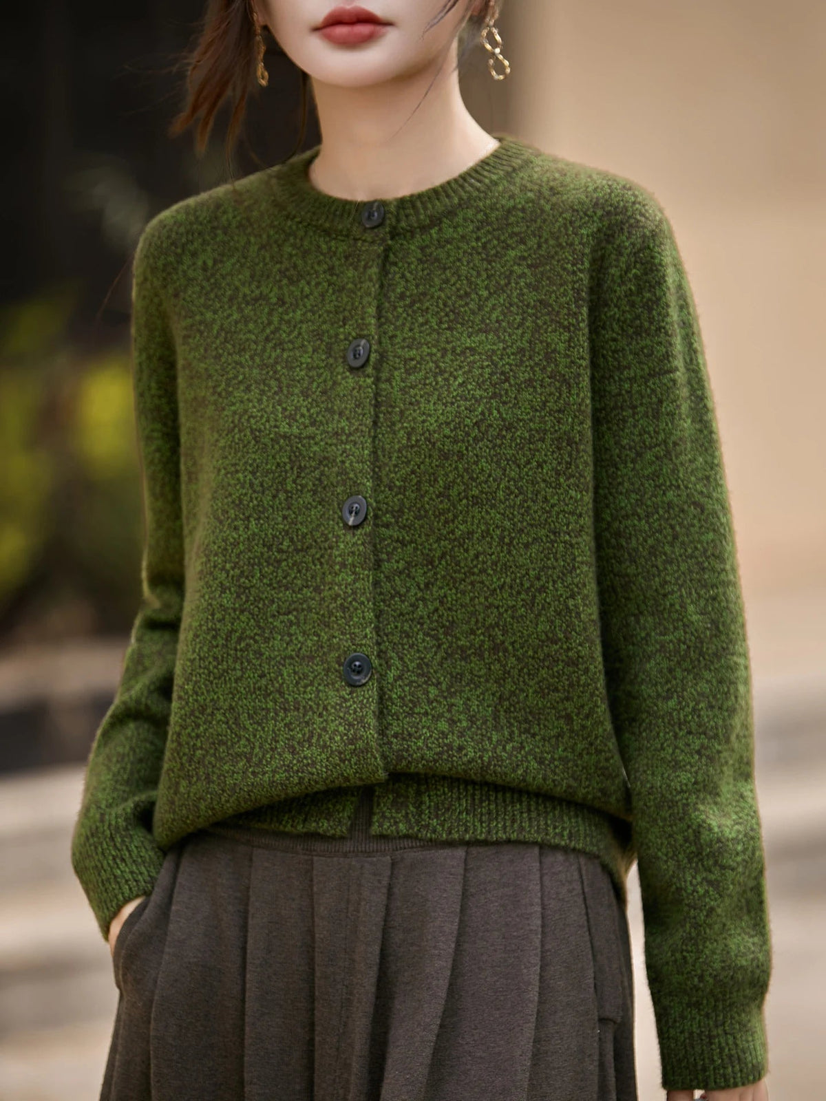 Women's Cardigan with Round Neck and Button Closure for Versatile Styling - 5 - London-stylehouse.com