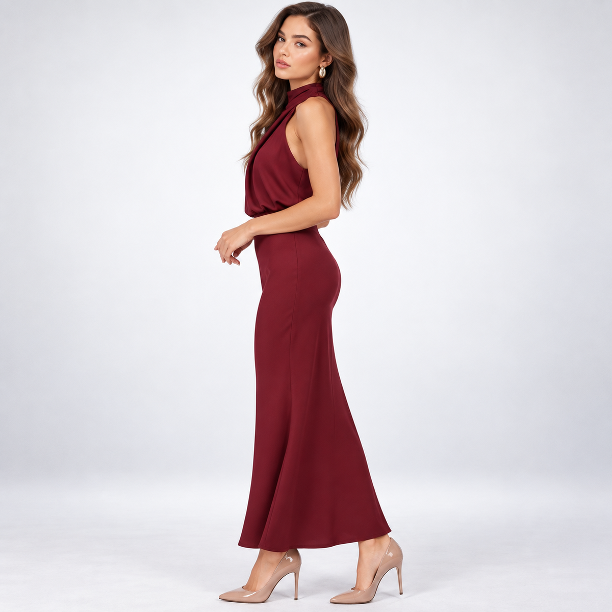 Maxi Dress for Women with Halter Neck and Flattering Fit - 3 - London-stylehouse.com