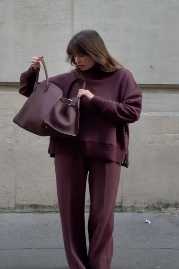 Women's Relaxed Jumper and Trousers Set with Chic Detailing - 4 - London-stylehouse.com