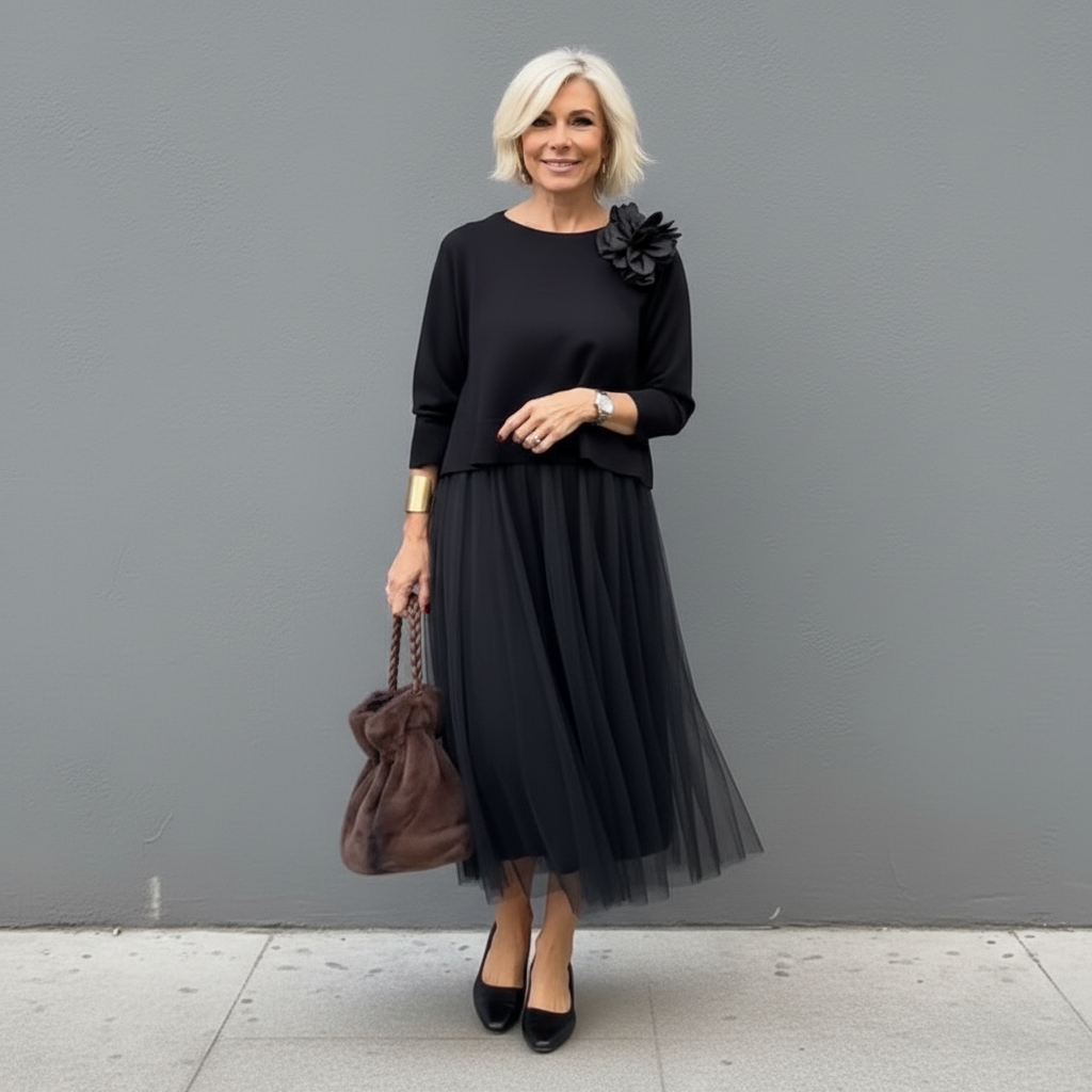Maxi Dress Women's A-Line Cut with Pleated Skirt - 3 - London-stylehouse.com