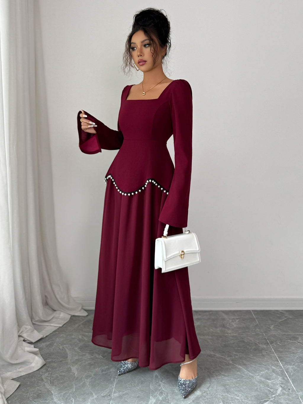 Maxi Dress for Women with Flared Silhouette and Square Neck - 2 - London-stylehouse.com