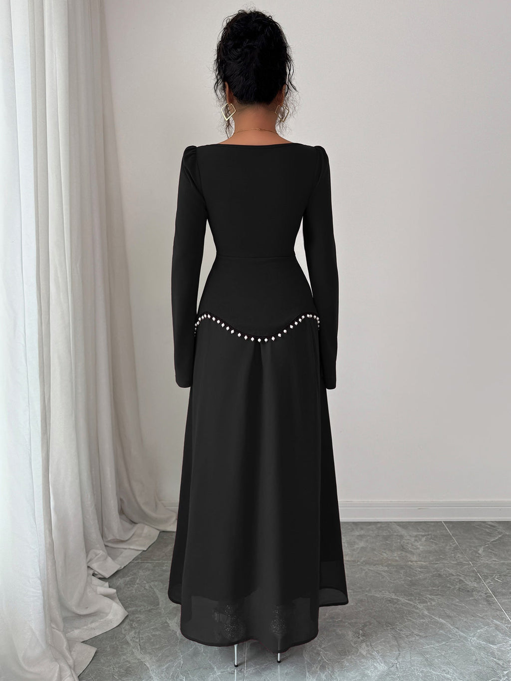 Maxi Dress for Women with Flared Silhouette and Square Neck - 11 - London-stylehouse.com