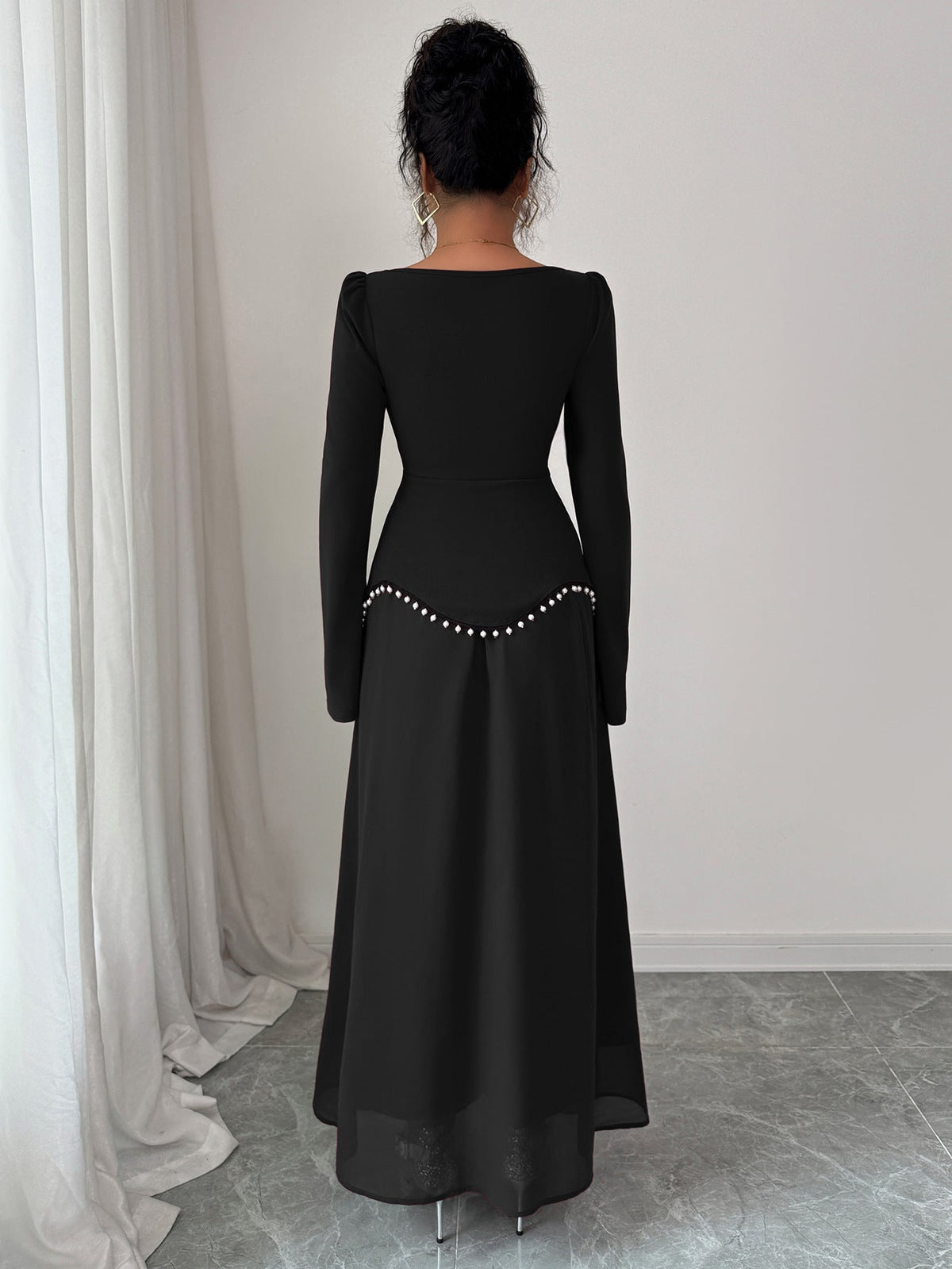 Maxi Dress for Women with Flared Silhouette and Square Neck - 11 - London-stylehouse.com