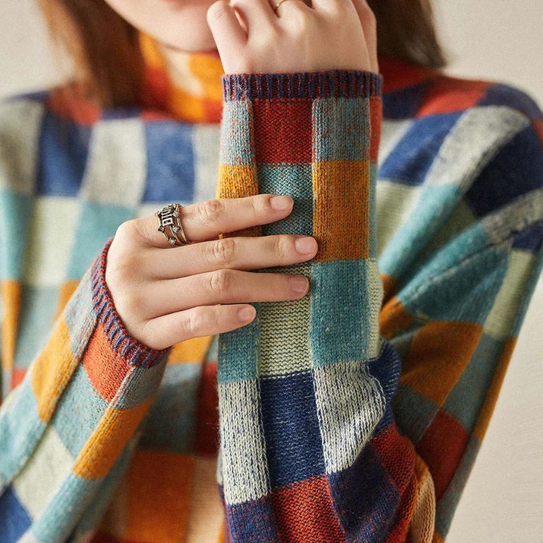 Colourful Checkered Pullover for Women with Stand-Up Collar - 7 - London-stylehouse.com