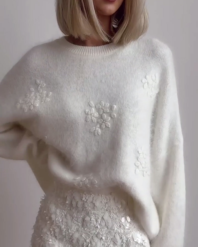 Women's Relaxed Fit Pullover with Floral Detail - 3 - London-stylehouse.com