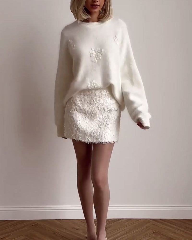 Women's Relaxed Fit Pullover with Floral Detail - 4 - London-stylehouse.com