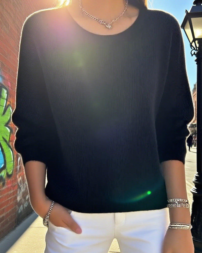 Chic Women's Pullover with Round Neckline and Long Sleeves - 7 - London-stylehouse.com