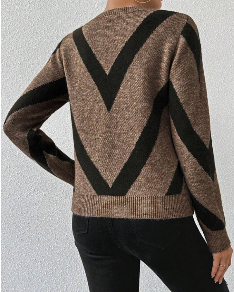 Women's Pullover with Geometric Design and Long Sleeves - 5 - London-stylehouse.com