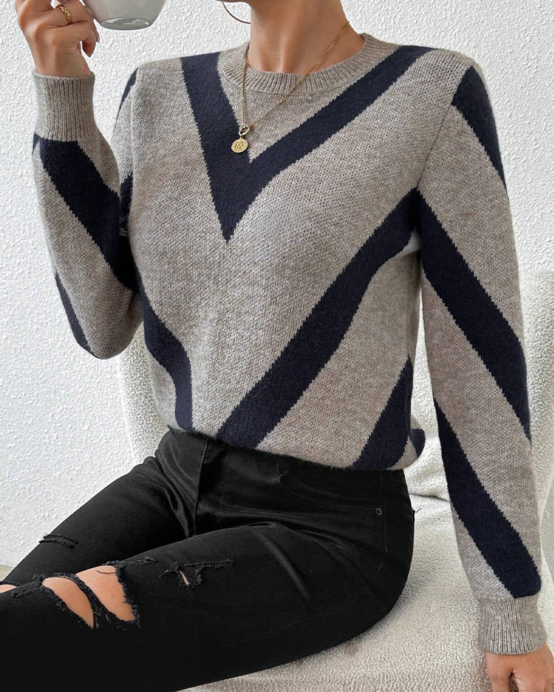 Women's Pullover with Geometric Design and Long Sleeves - 7 - London-stylehouse.com